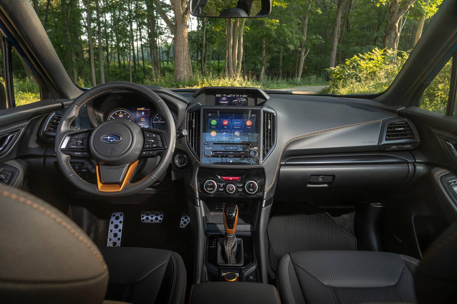 2025 Subaru Forester interior D