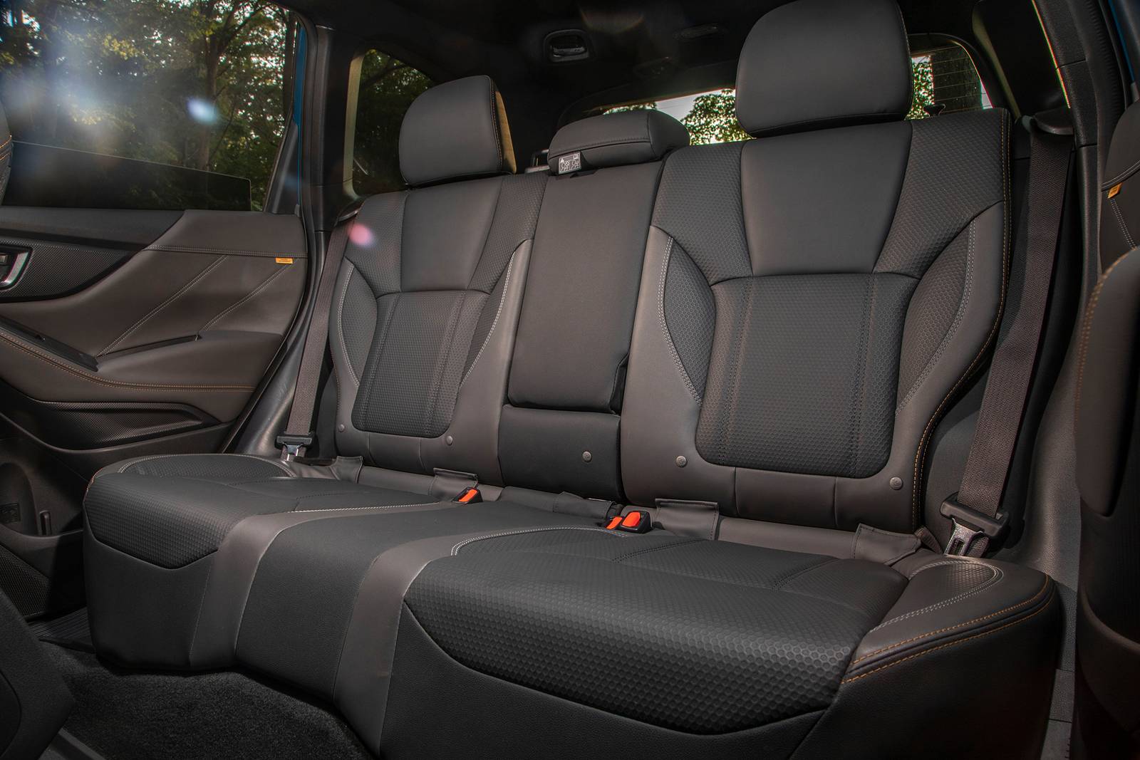 2025 Subaru Forester interior RI