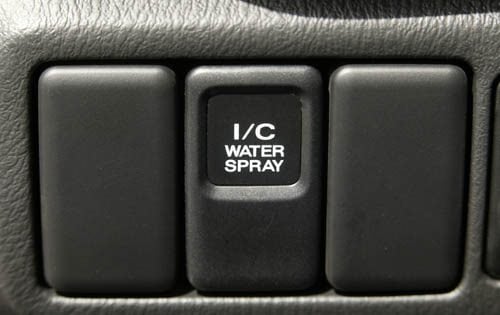 2004 Subaru Impreza front safety DETAIL