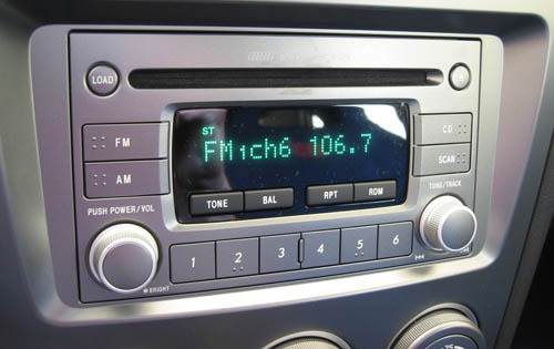 2005 Subaru Impreza interior CC