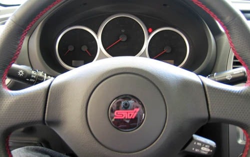 2005 Subaru Impreza interior DETAIL