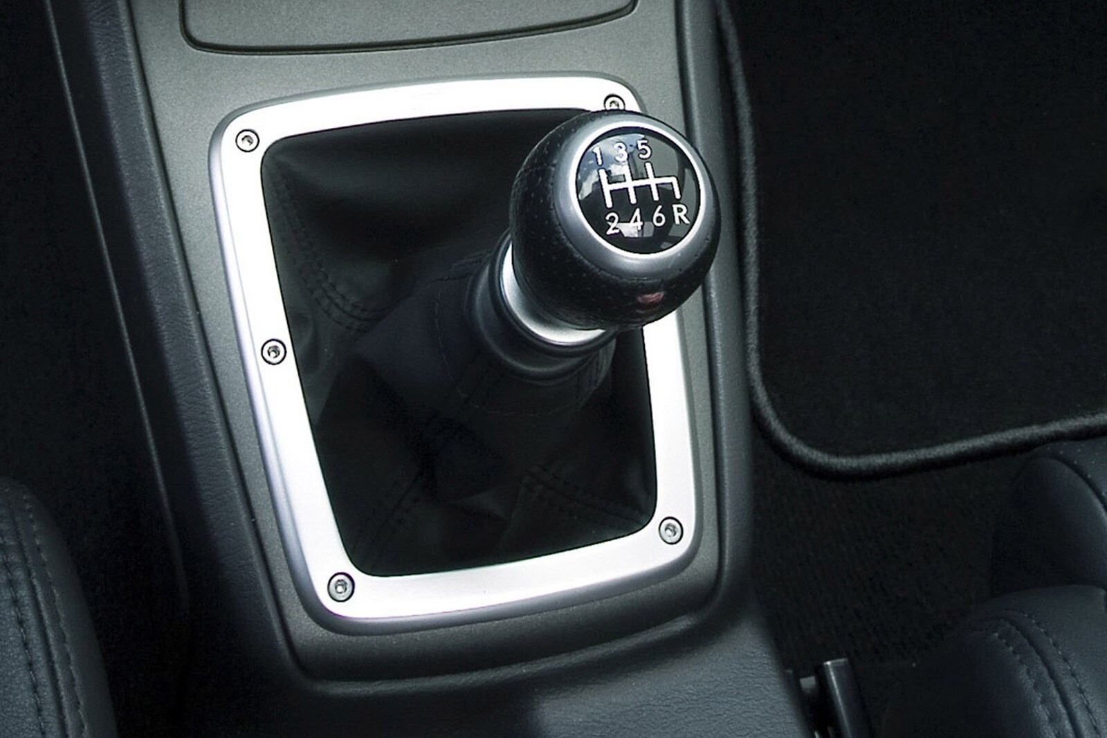 2007 Subaru Impreza interior SHF