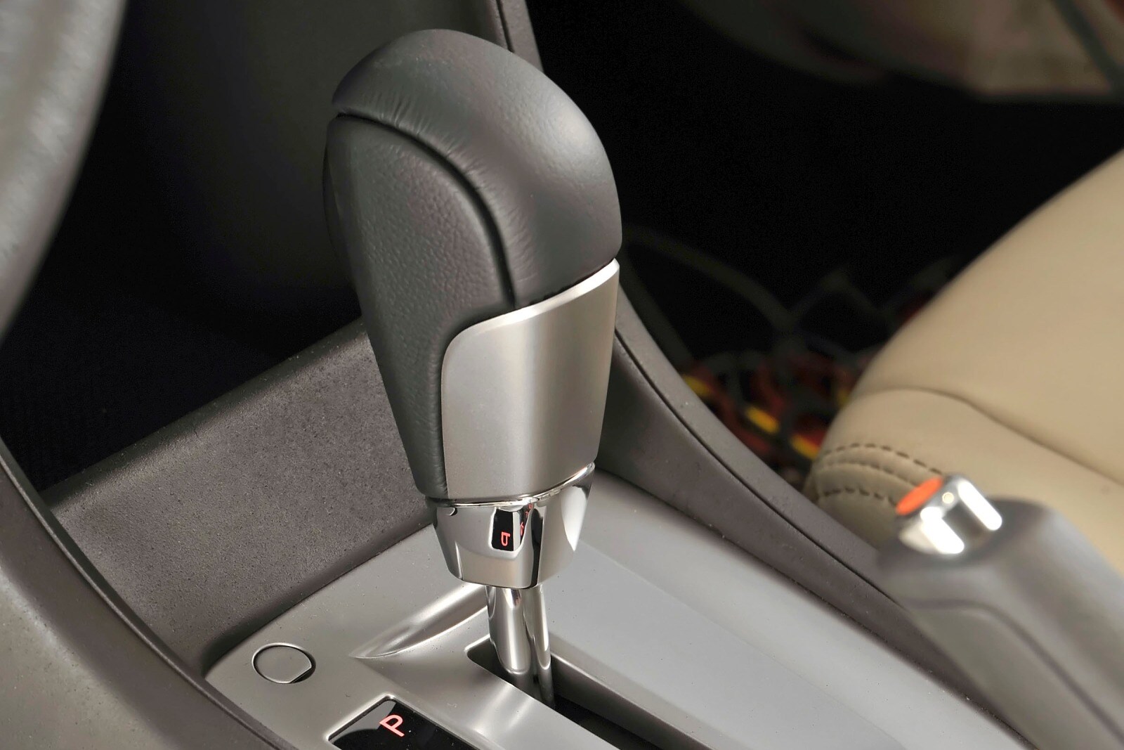 2013 Subaru Impreza interior SHF