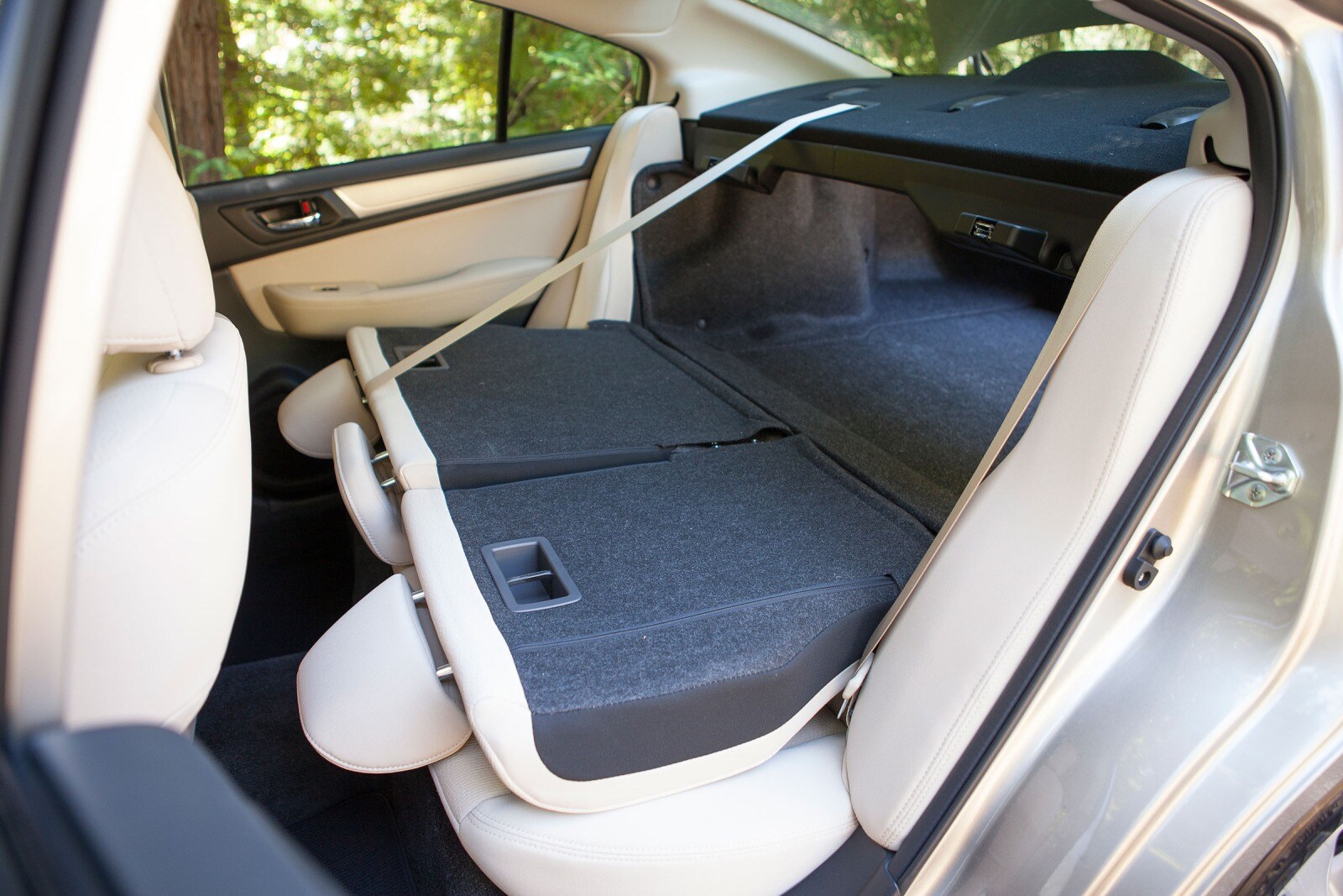 2017 Subaru Legacy interior I