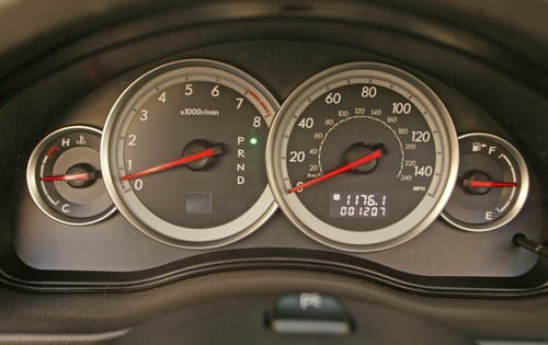 2005 Subaru Outback interior G