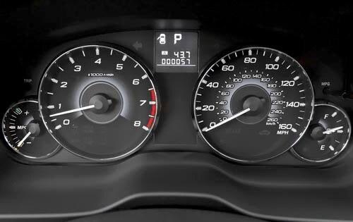 2011 Subaru Outback interior G