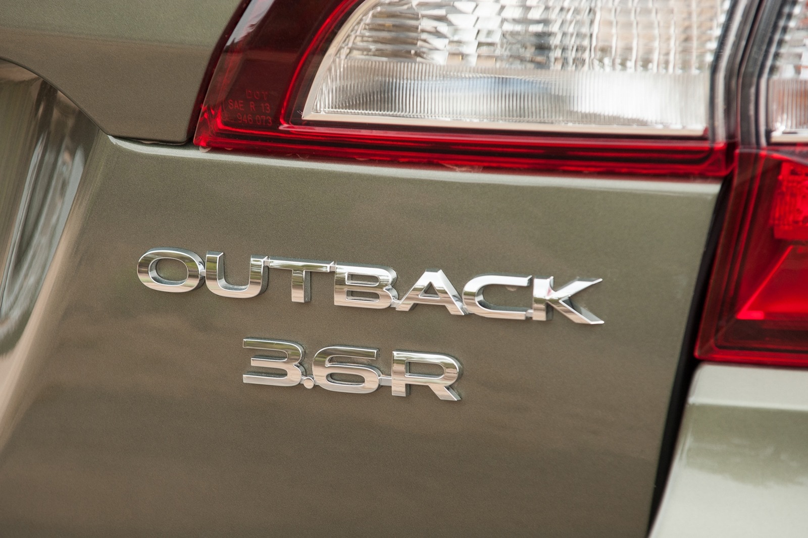 2015 Subaru Outback exterior RBDG