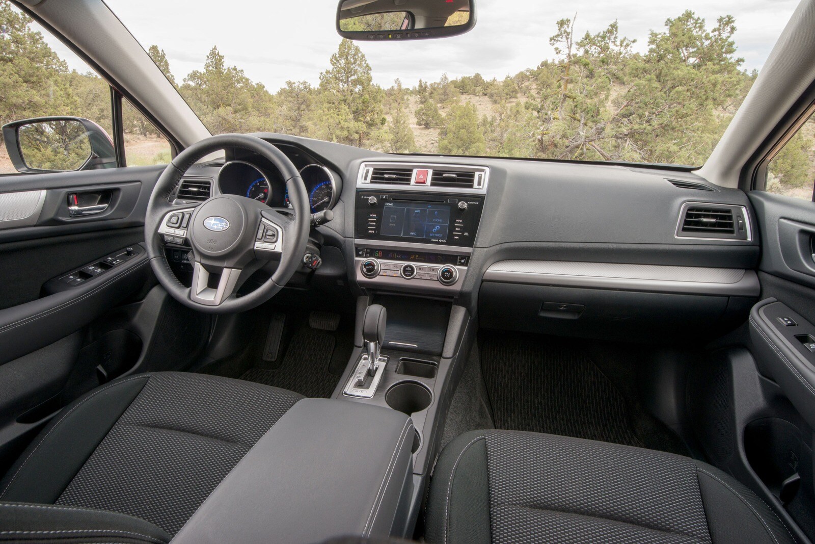 2017 Subaru Outback interior I