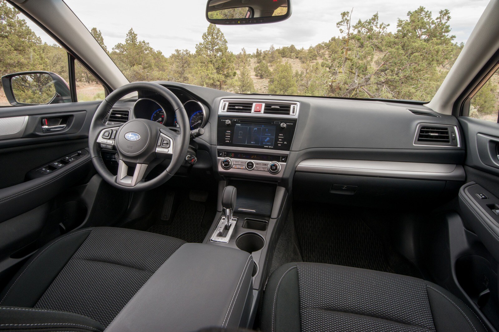 2017 Subaru Outback interior I