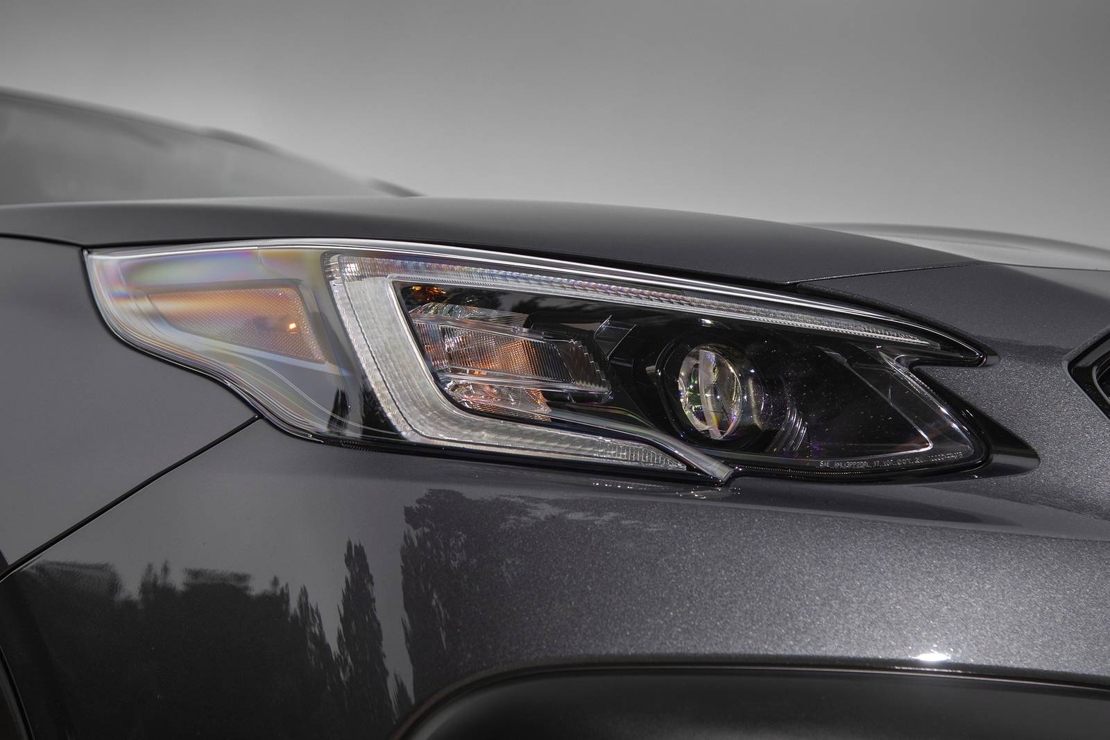 2020 Subaru Outback front safety EDETAIL