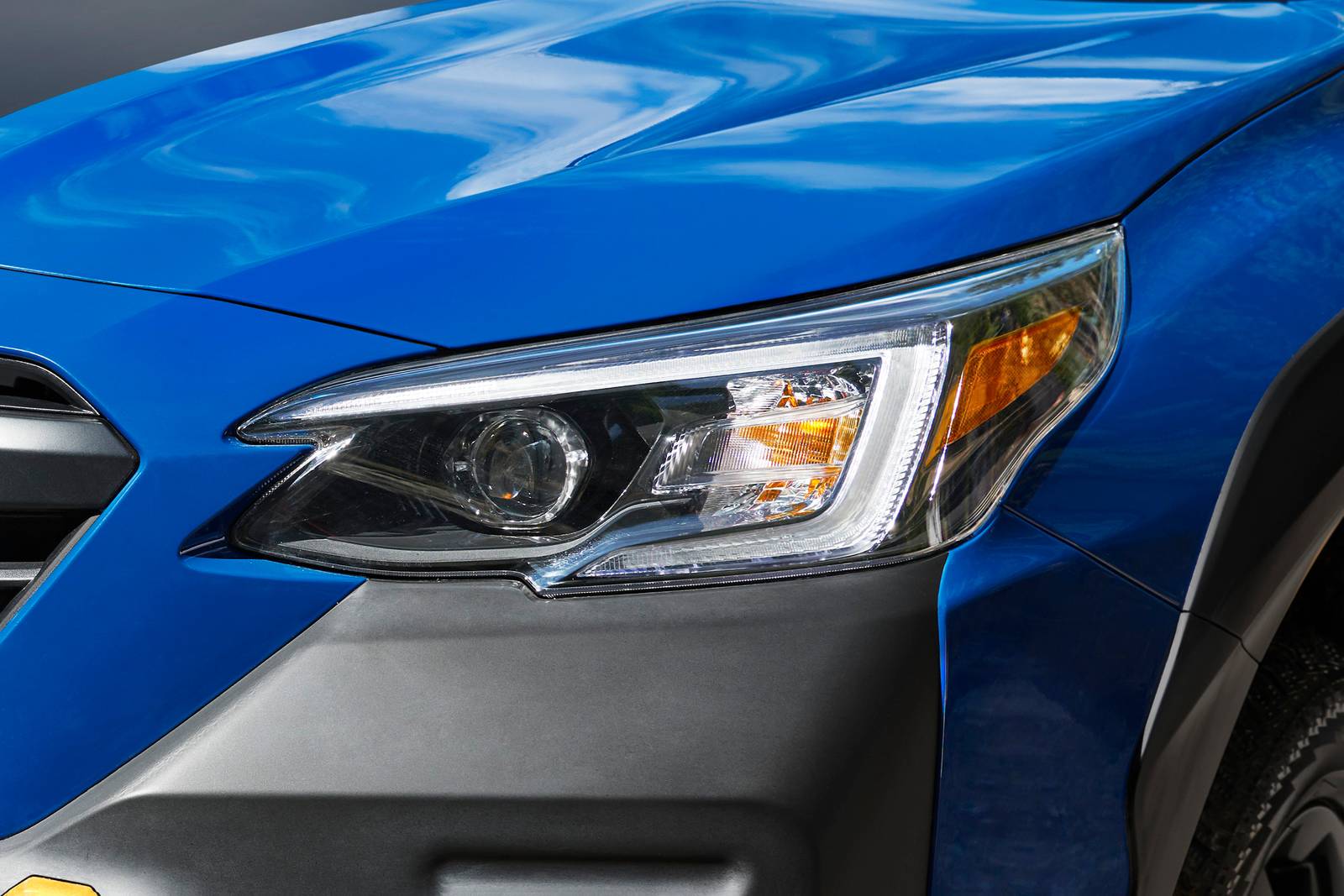 2022 Subaru Outback exterior EDETAIL
