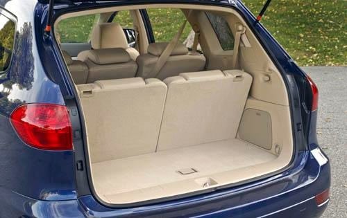 2010 Subaru Tribeca interior CARGO