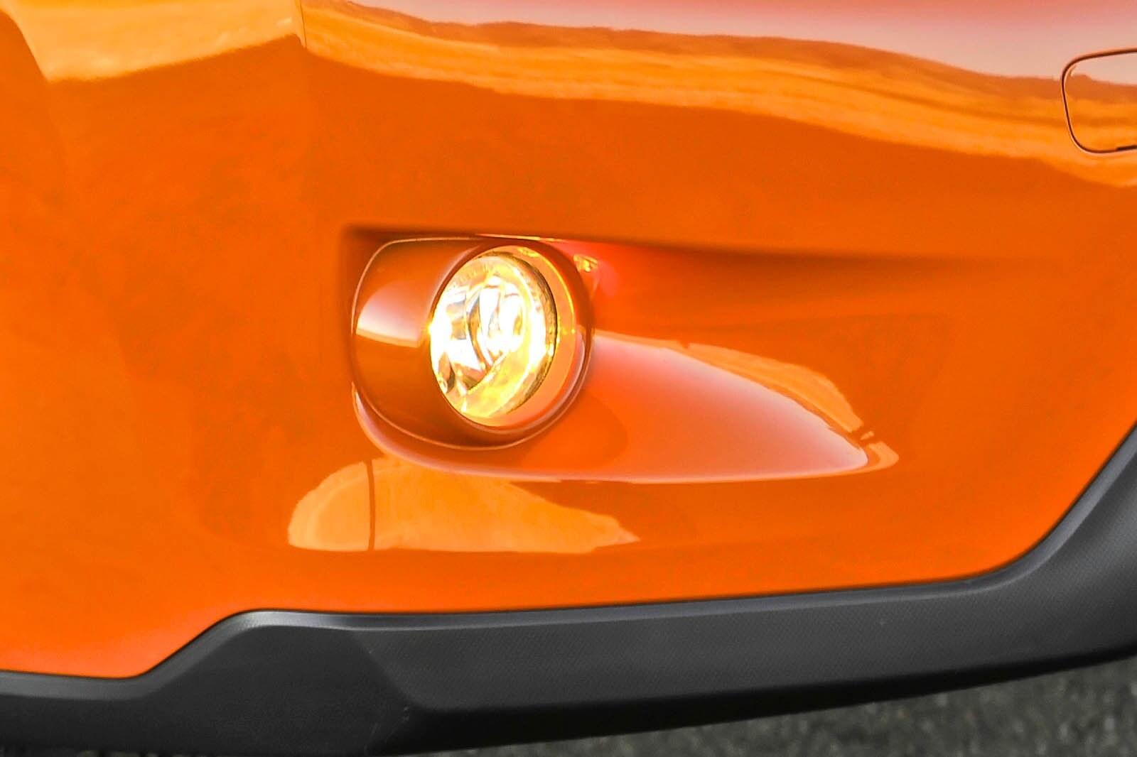 2013 Subaru XV Crosstrek exterior FOG