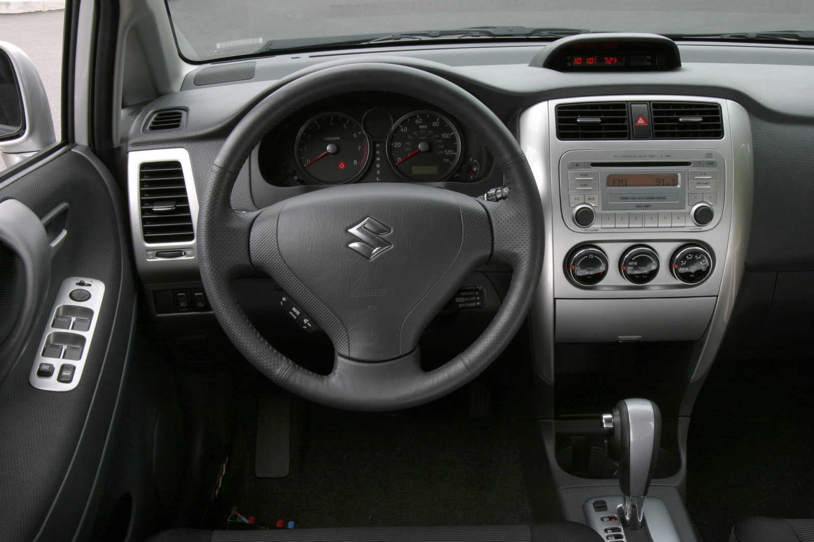 2006 Suzuki Aerio interior D