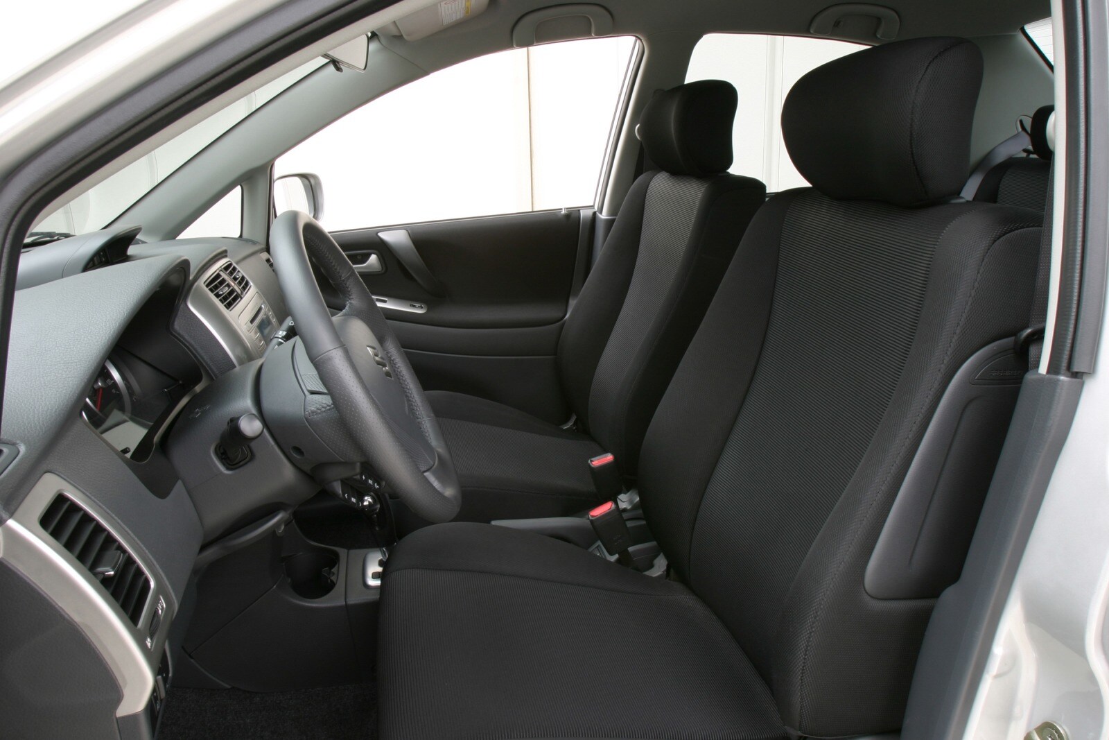 2007 Suzuki Aerio interior I