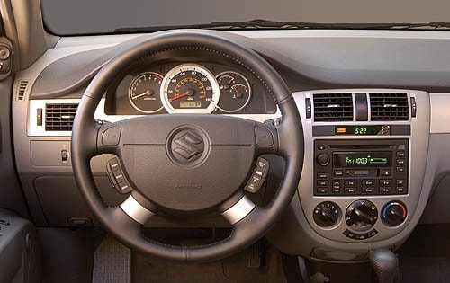 2006 Suzuki Forenza interior I