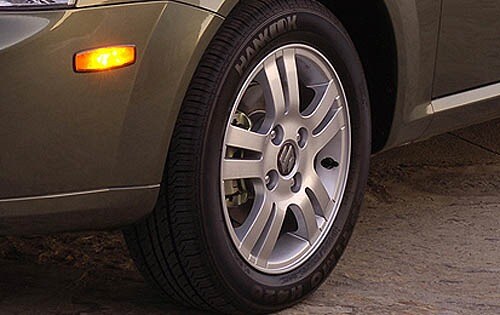 2007 Suzuki Forenza exterior W