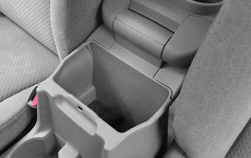 2004 Suzuki Grand Vitara interior CC