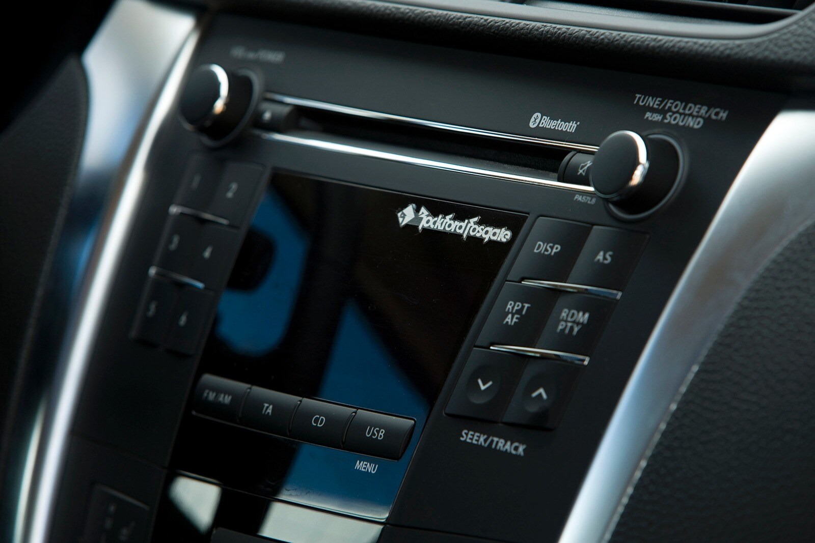 2012 Suzuki Kizashi interior CC