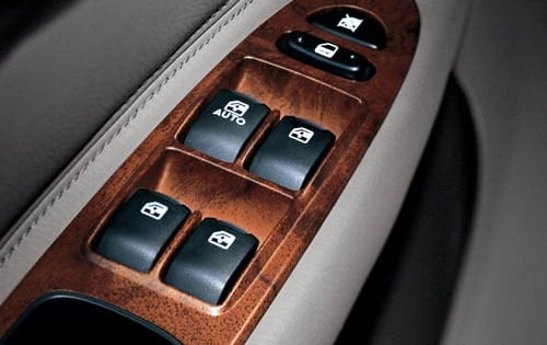 2004 Suzuki Verona interior DETAIL