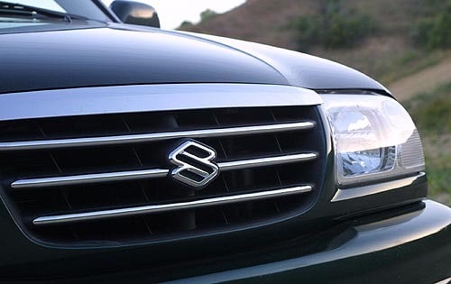 2001 Suzuki XL-7 exterior FBDG