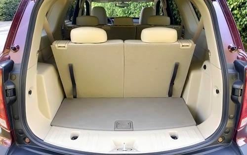 2009 Suzuki XL7 interior CARGO