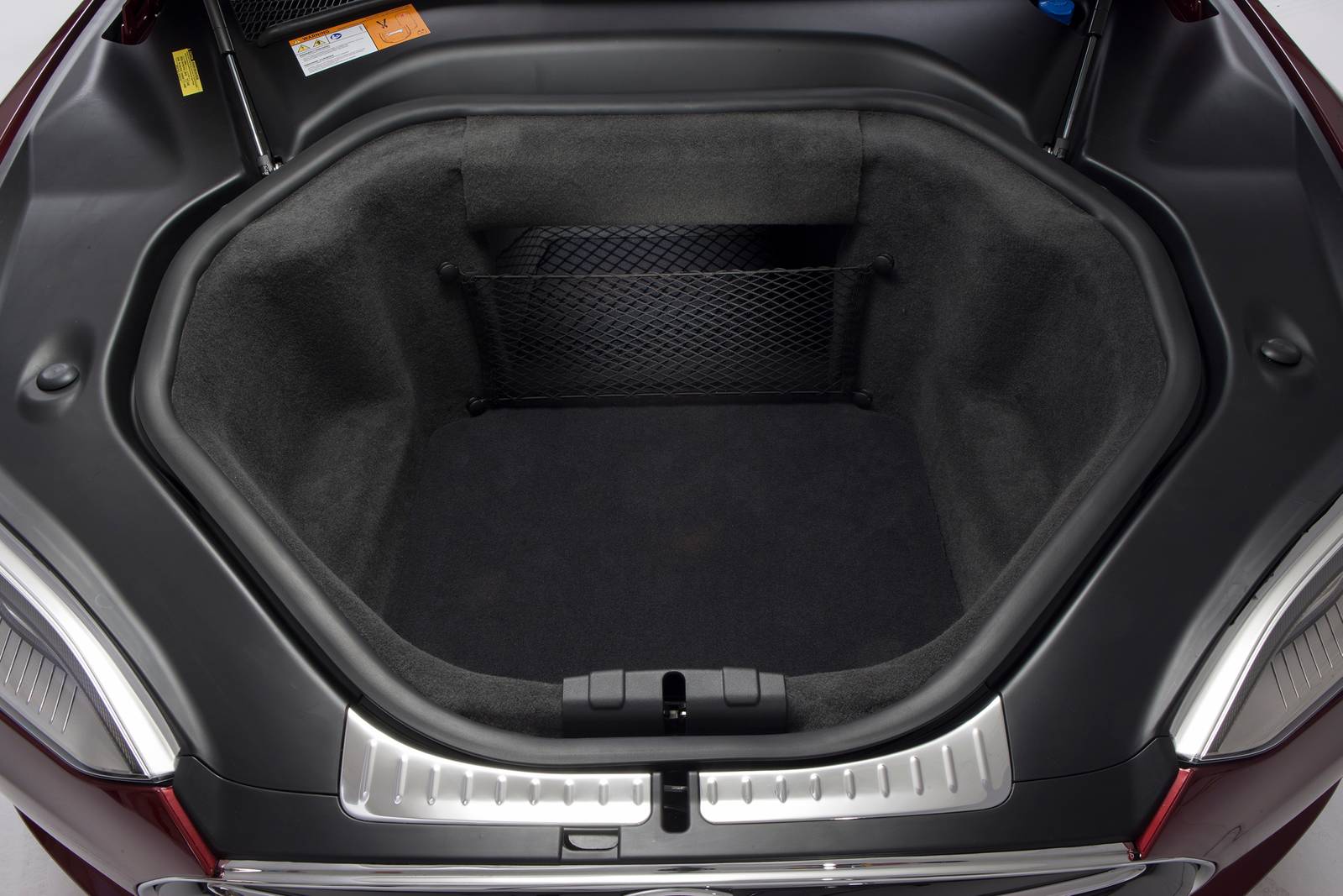 2019 Tesla Model S interior CARGO