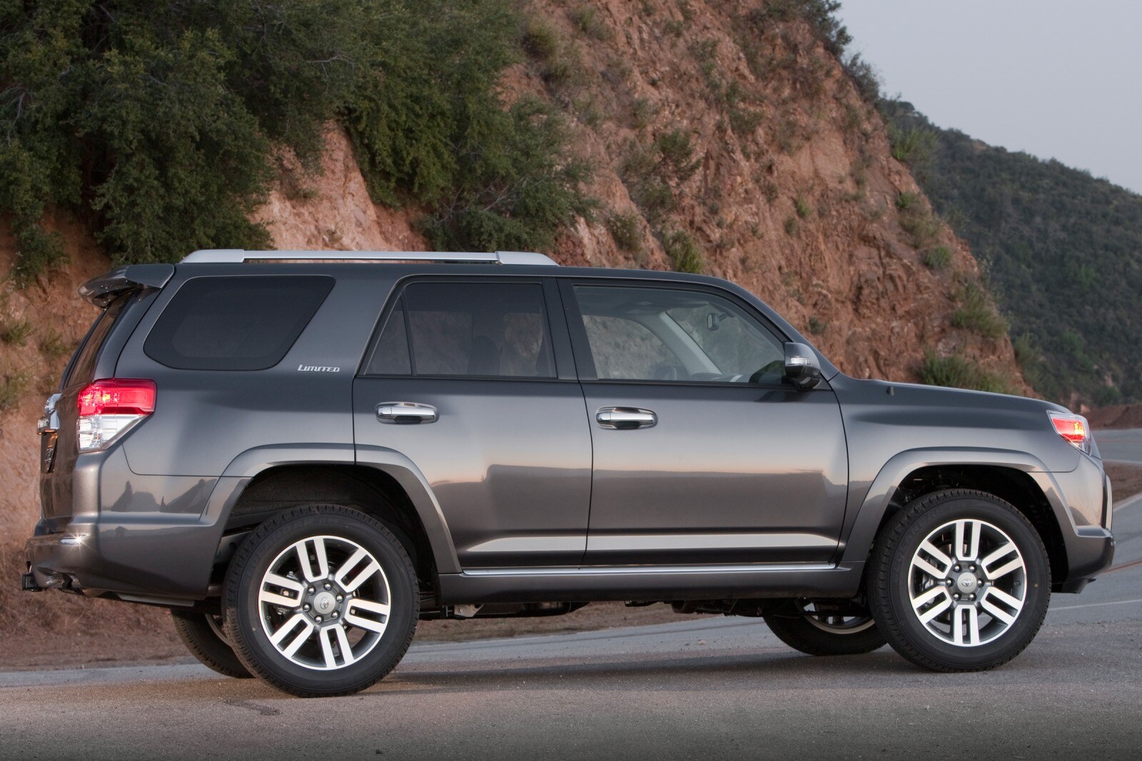 2010 Toyota 4runner exterior FQ