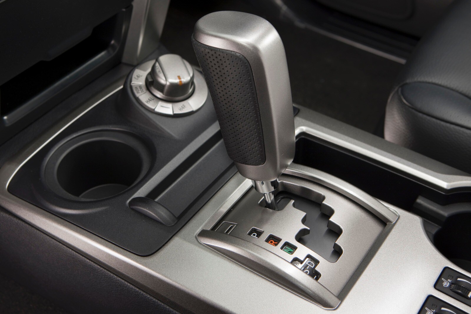 2013 Toyota 4runner interior SHF