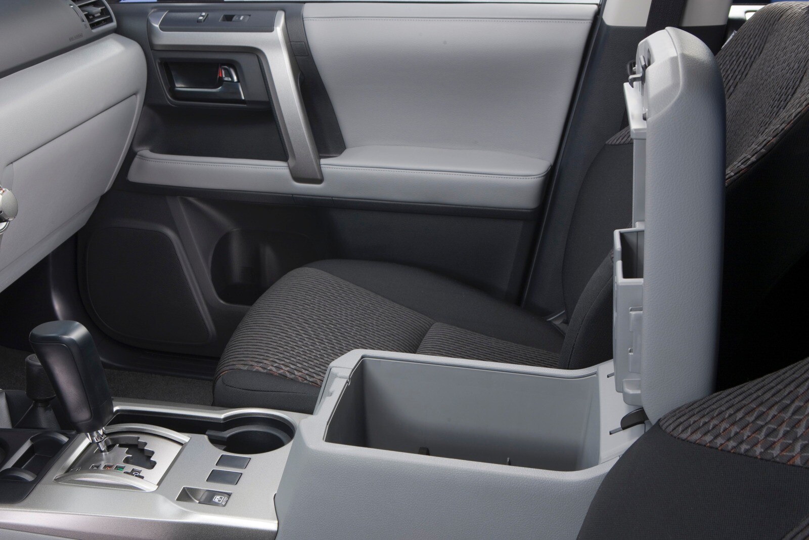 2013 Toyota 4runner interior DETAIL