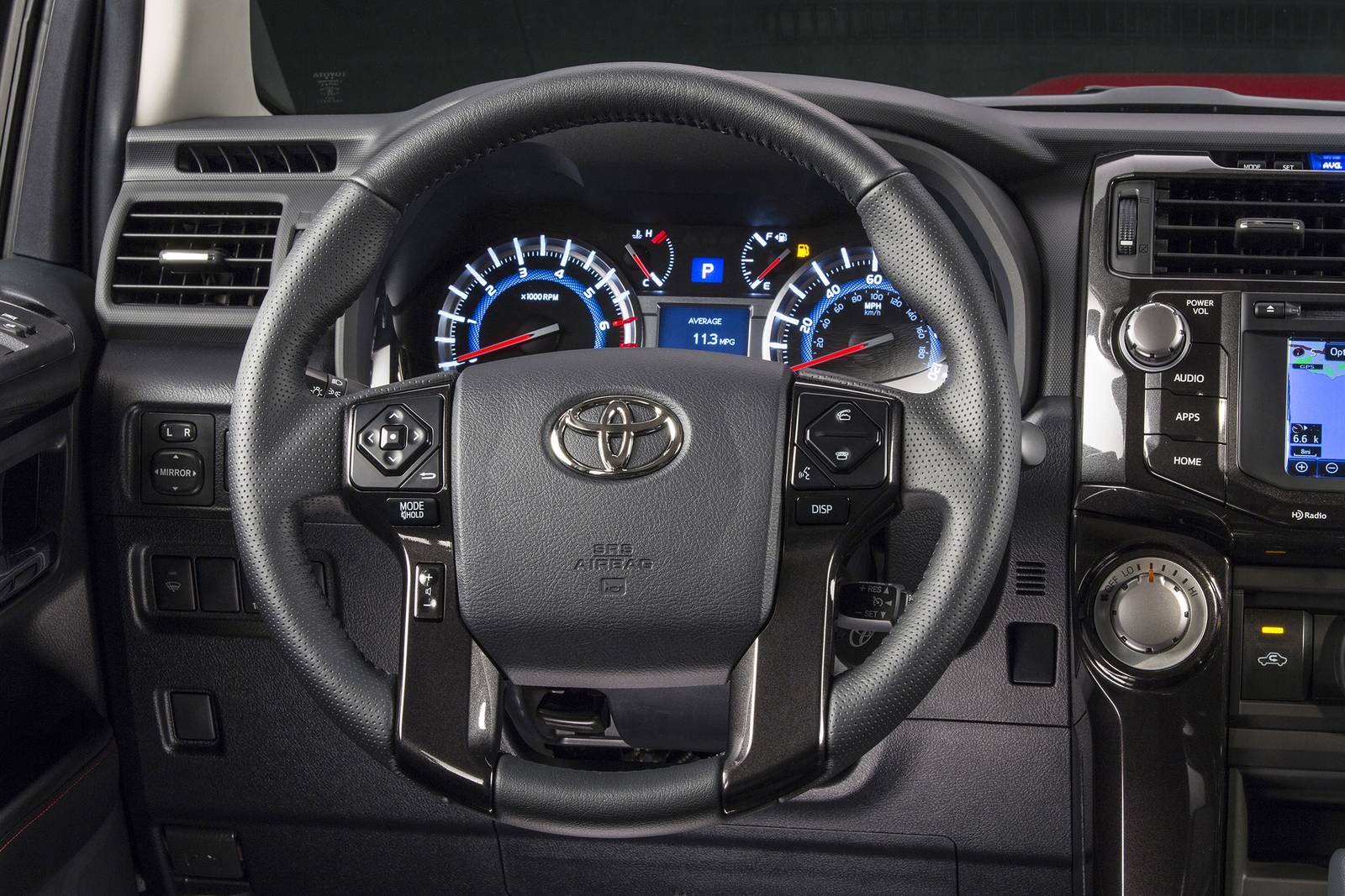 2021 Toyota 4runner interior SWD