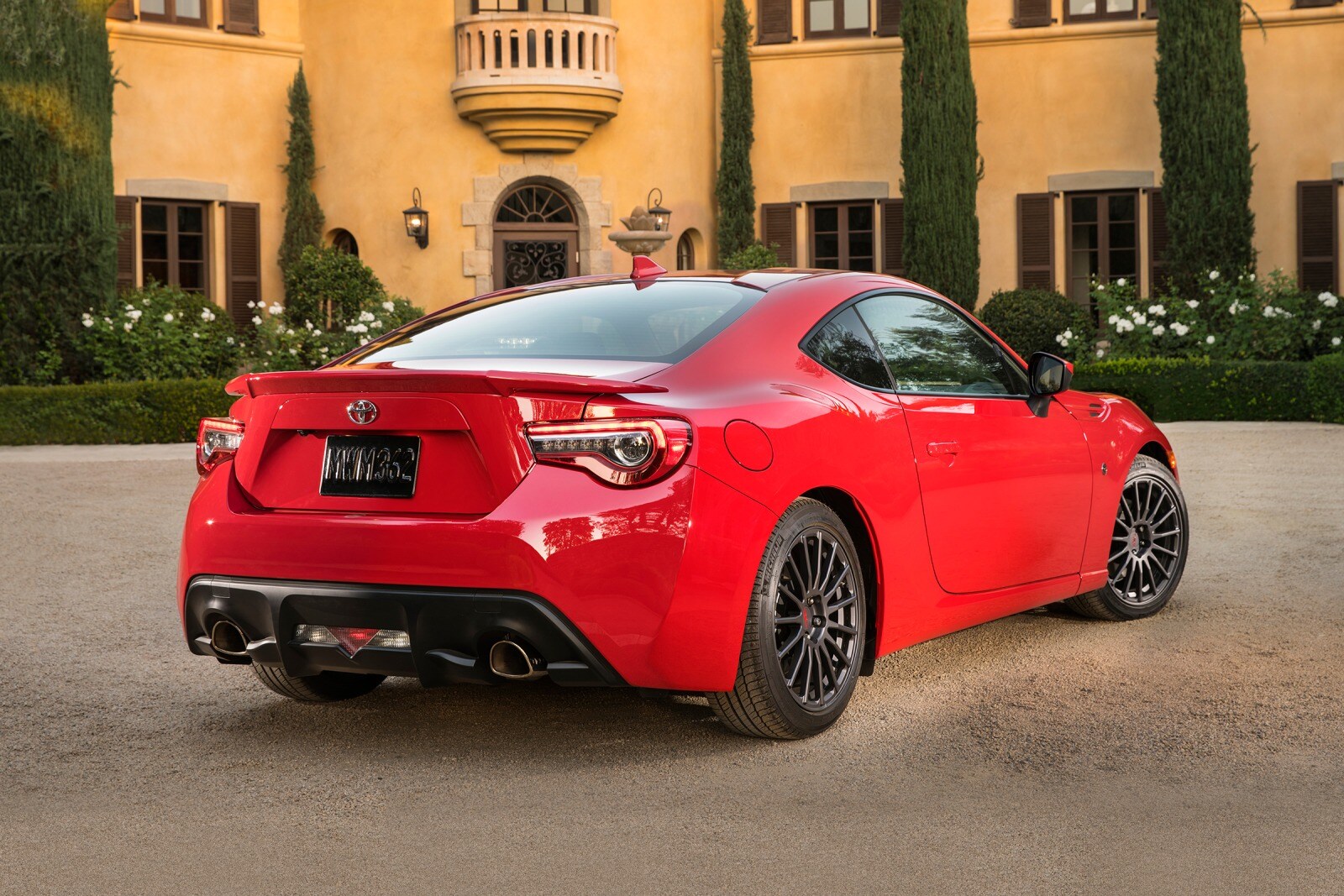 2018 Toyota 86 Coupe Exterior Options Shown.