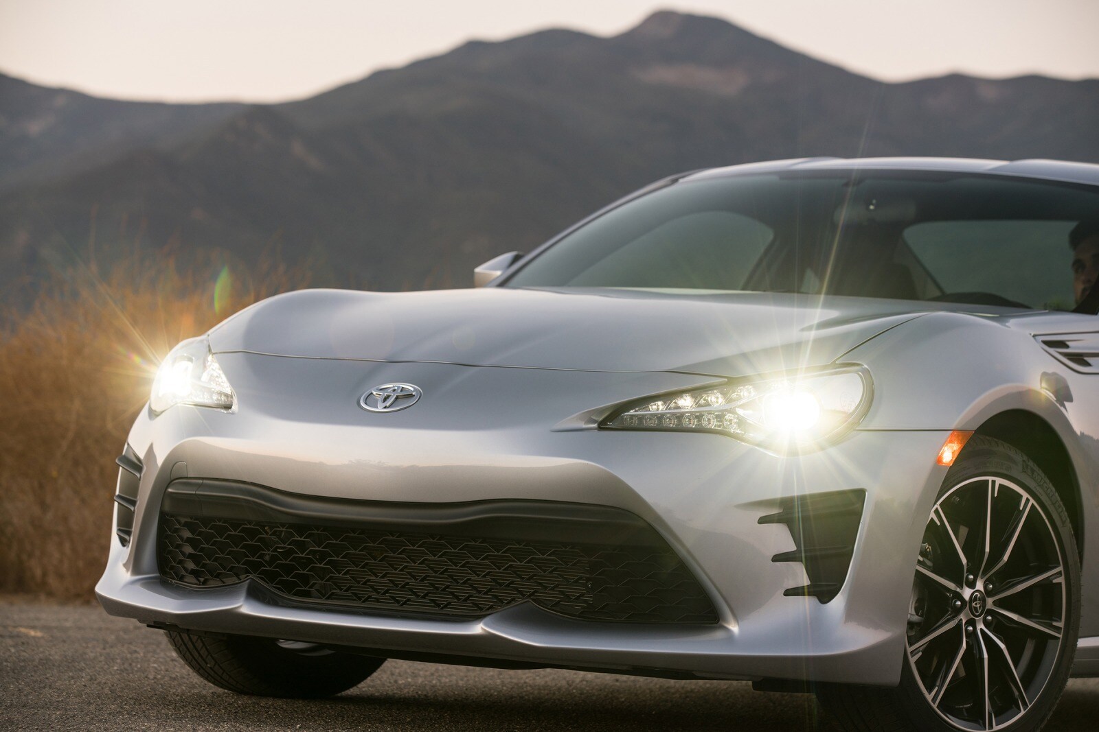 2018 Toyota 86 exterior FBDG