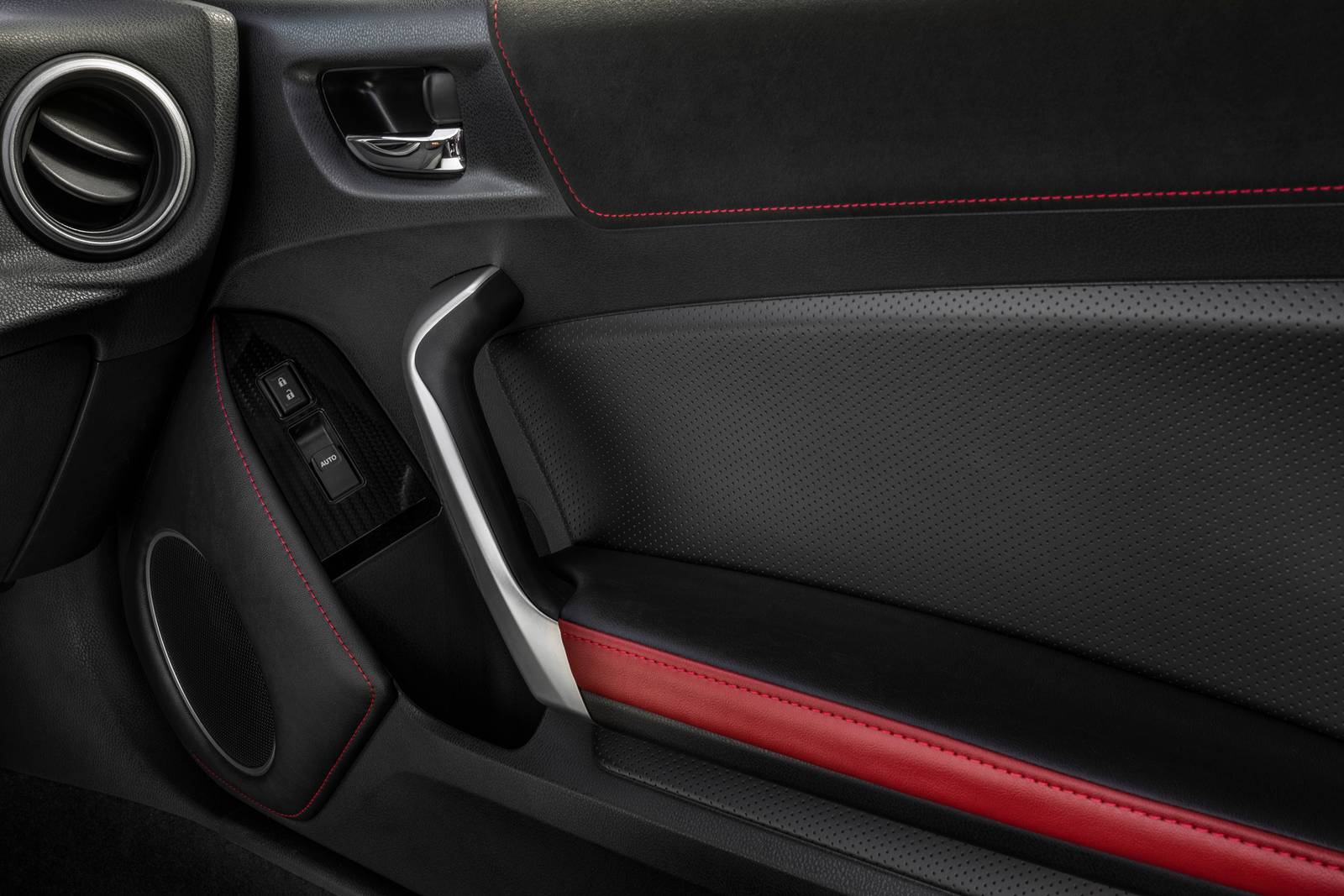 2019 Toyota 86 front safety DETAIL