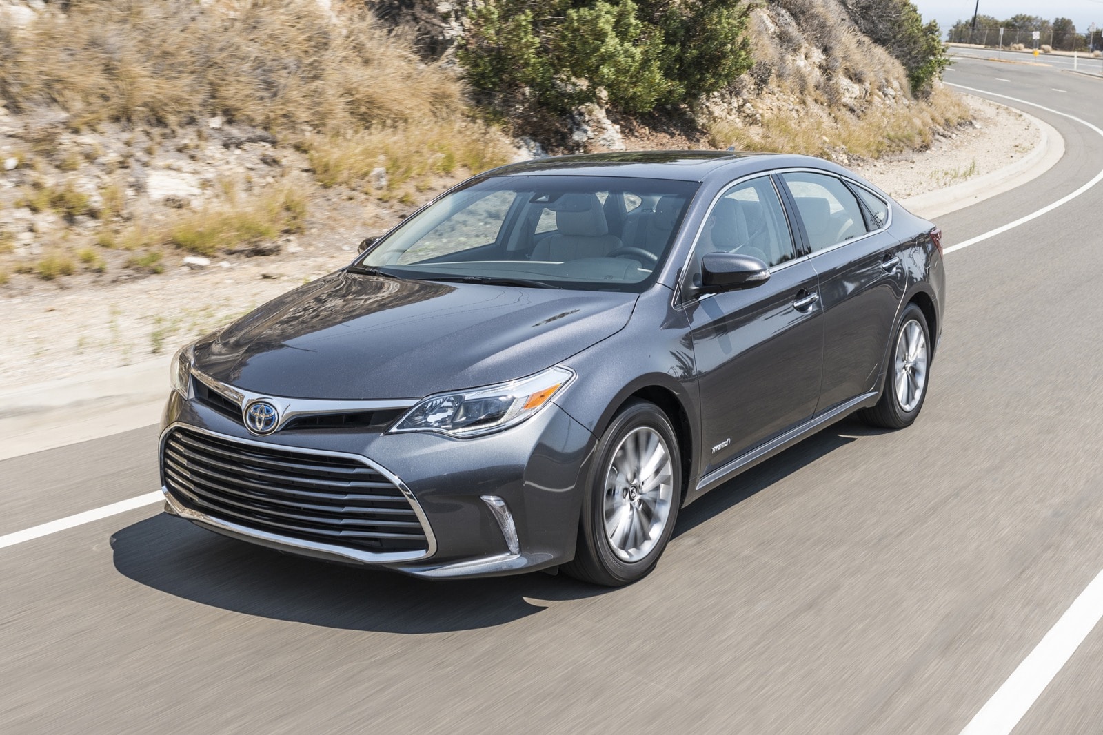 2017 Toyota Avalon Hybrid Limited Sedan Exterior Shown Exterior