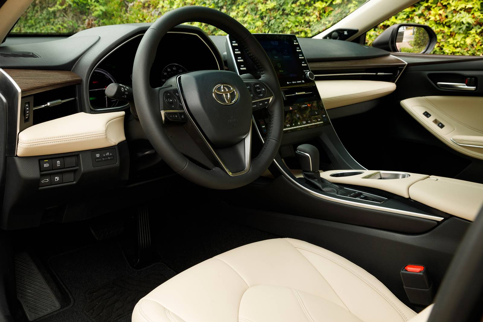 2019 Toyota Avalon front safety D