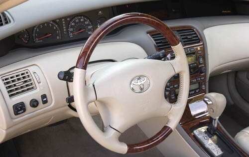 2003 Toyota Avalon interior D