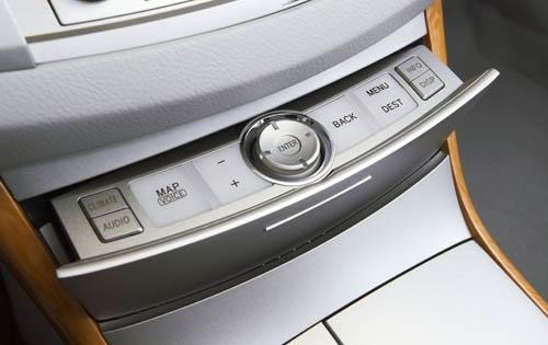 2006 Toyota Avalon interior CC