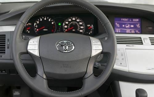 2006 Toyota Avalon interior D