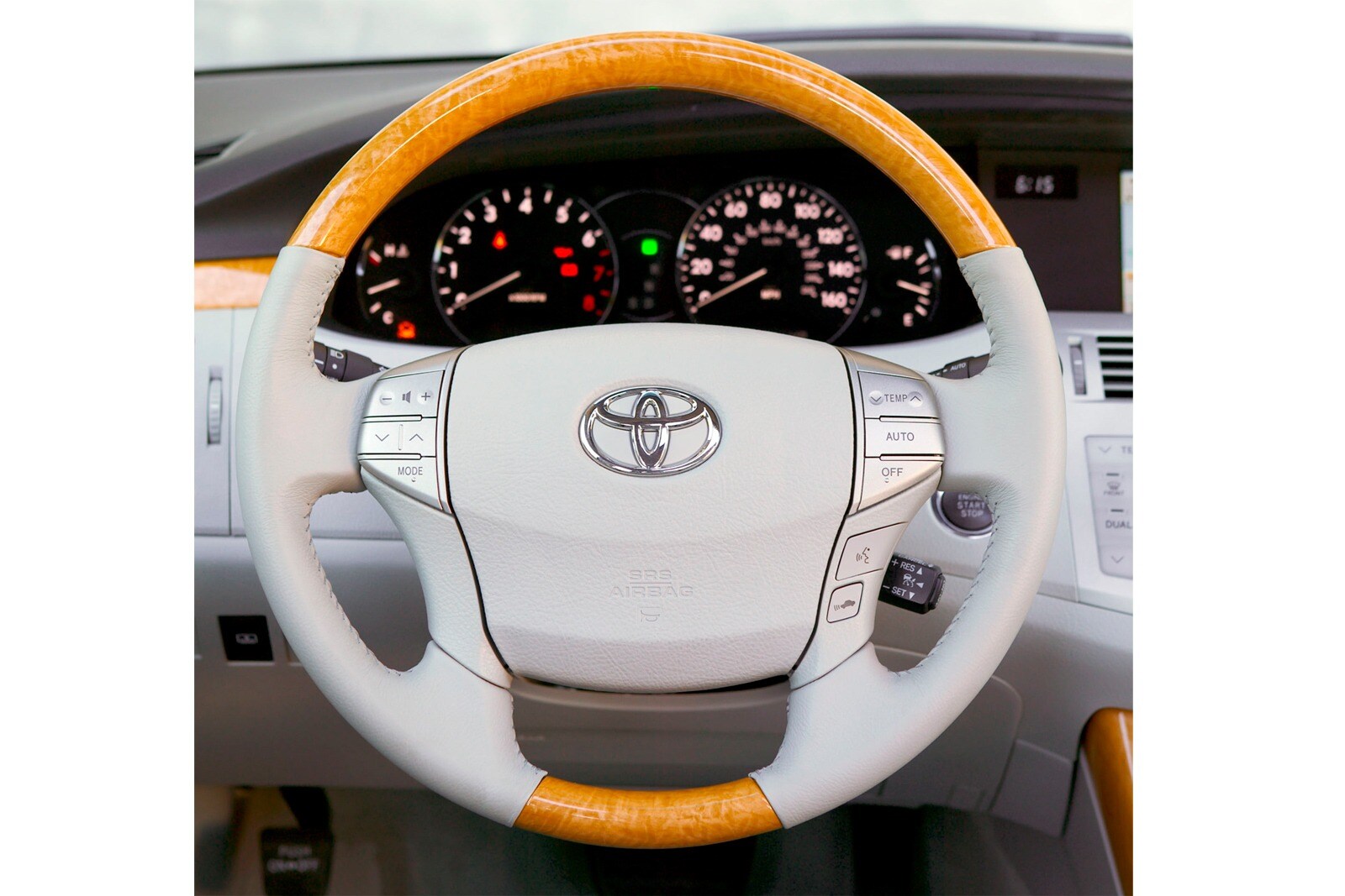 2007 Toyota Avalon interior AUXCTRL