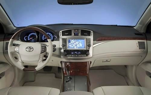 2011 Toyota Avalon interior D