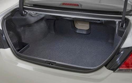2012 Toyota Avalon interior CARGO