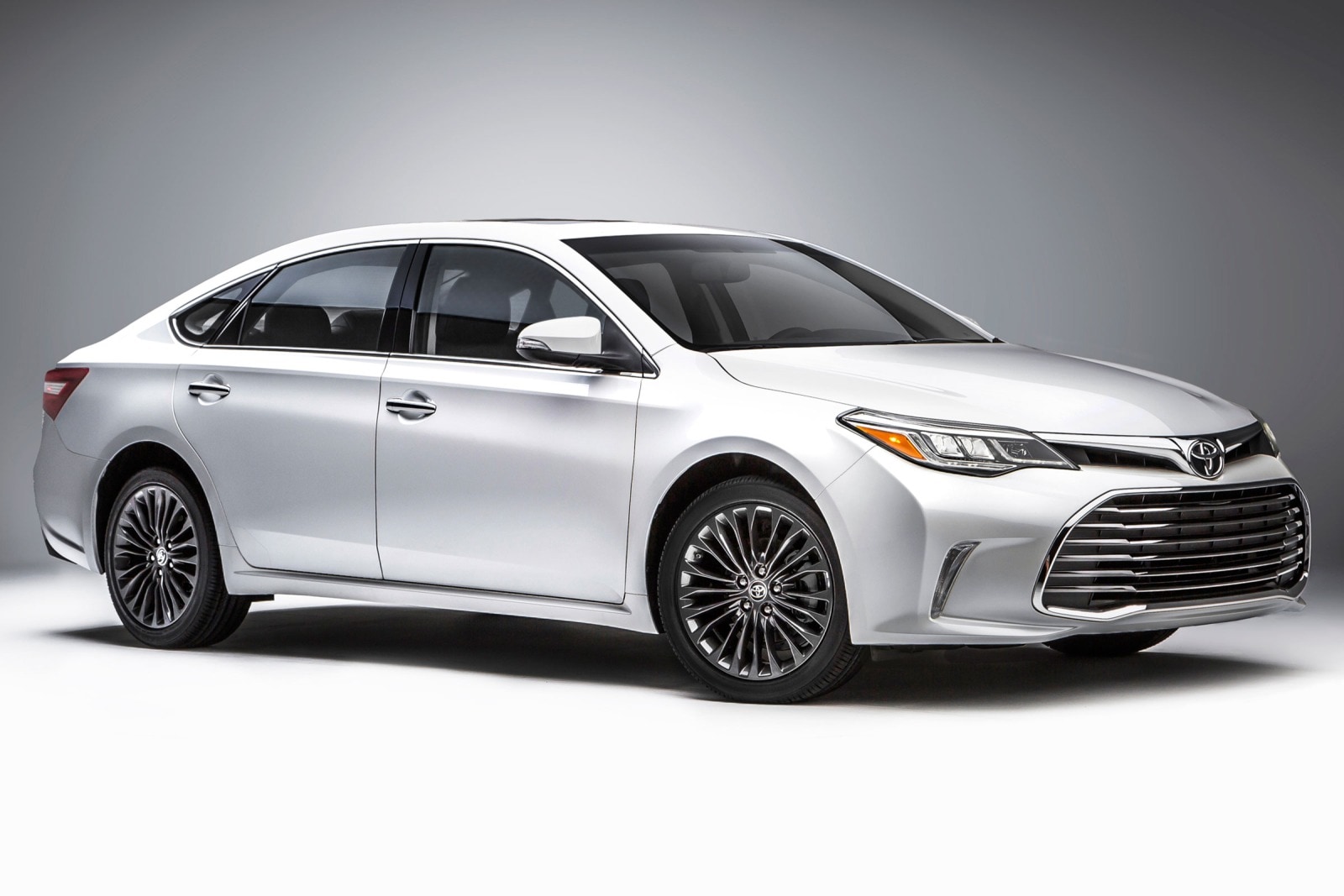 2016 Toyota Avalon Touring Sedan Exterior Shown