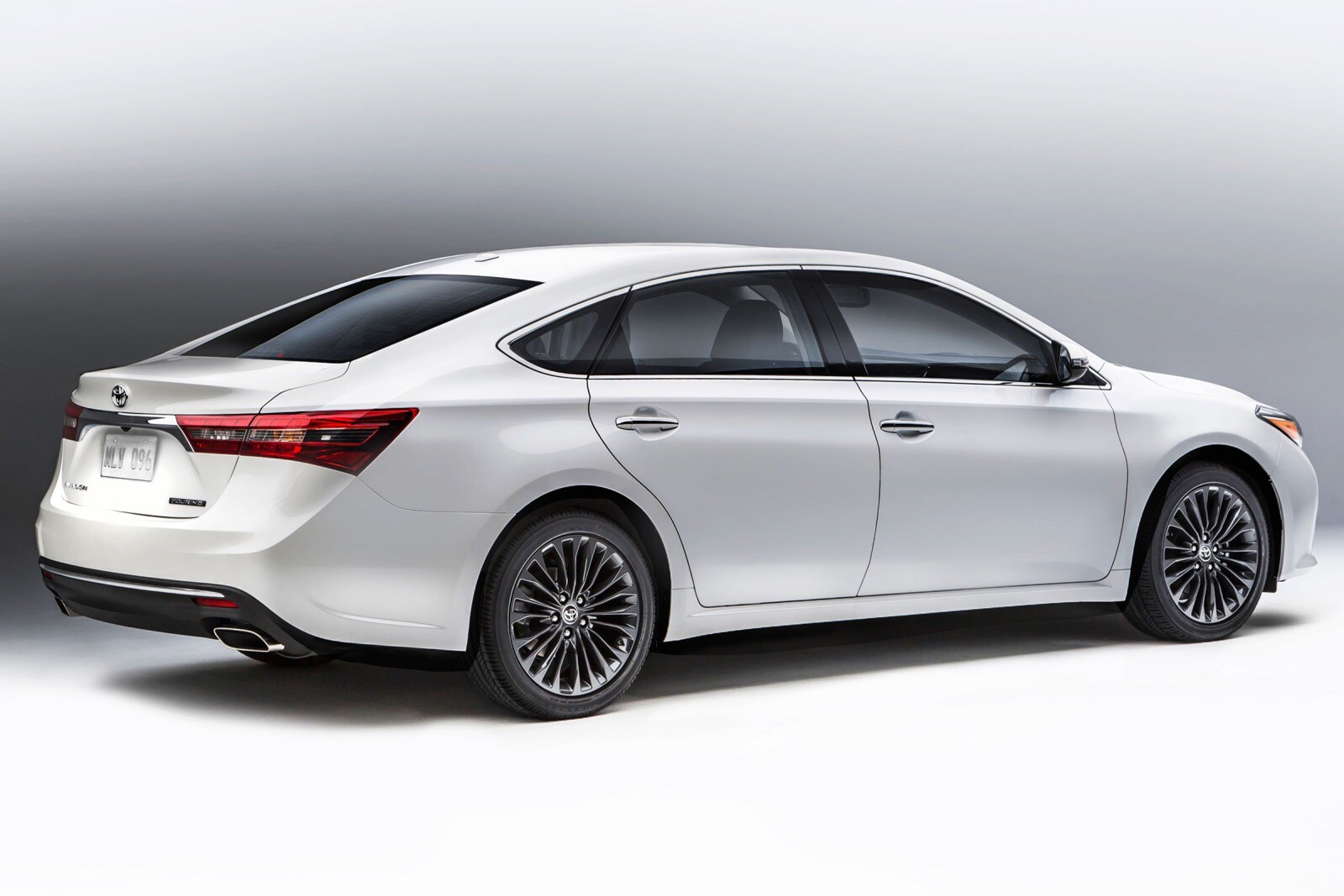 2016 Toyota Avalon exterior F
