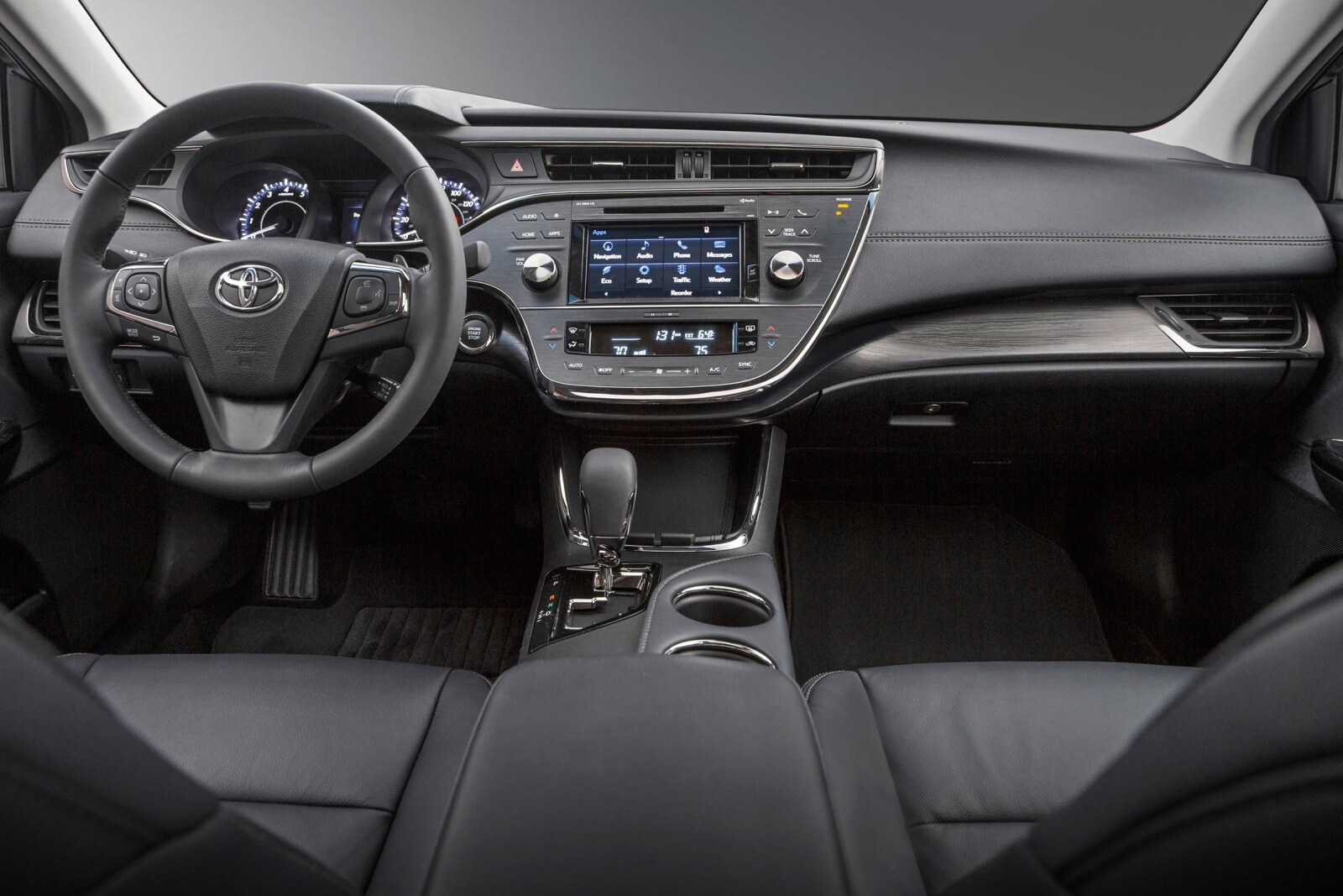 2017 Toyota Avalon interior D