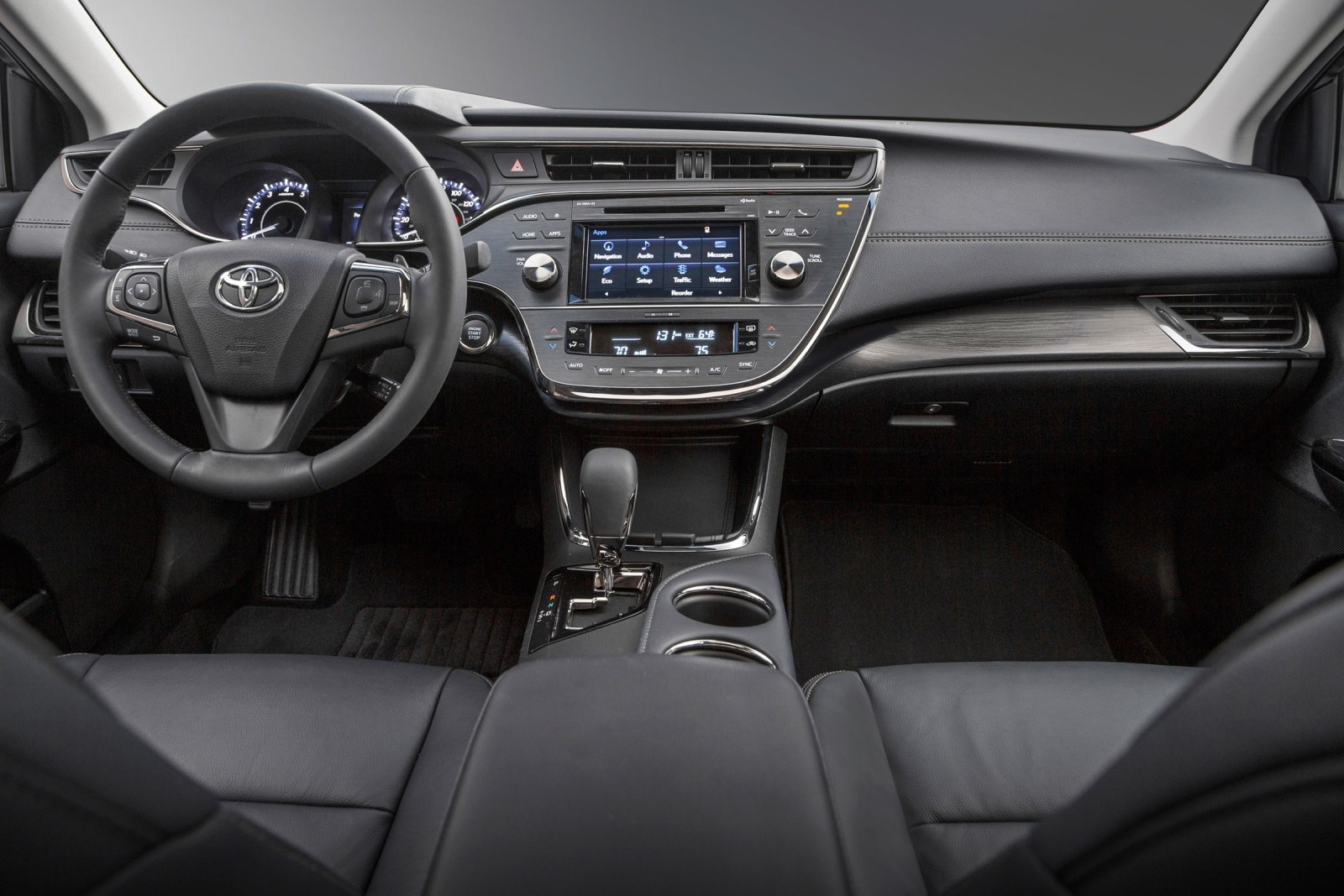 2018 Toyota Avalon interior D
