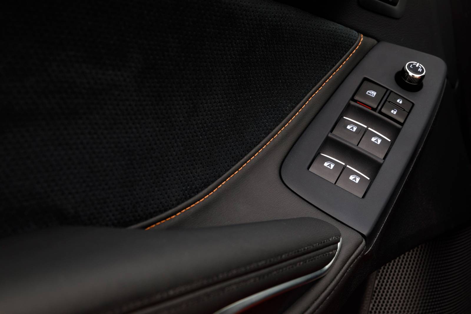 2019 Toyota Avalon interior DETAIL