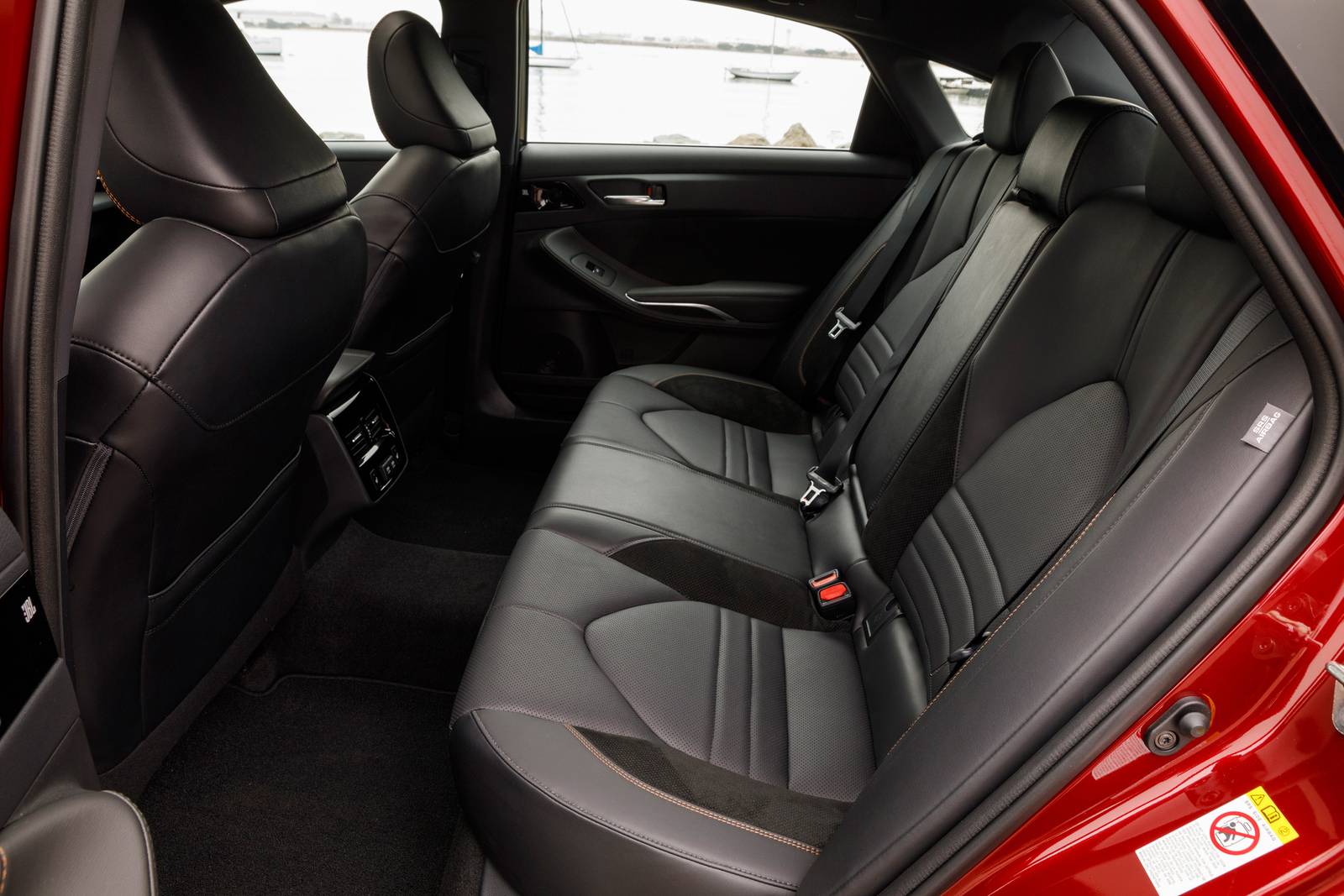 2019 Toyota Avalon interior RI