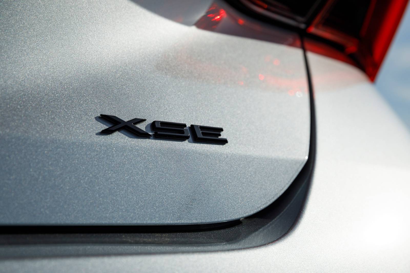 2019 Toyota Avalon exterior RBDG