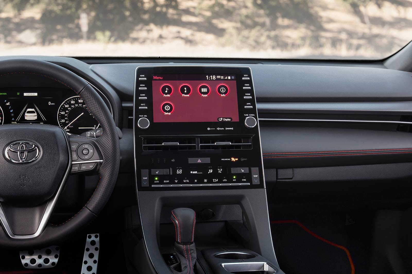 2020 Toyota Avalon interior CC